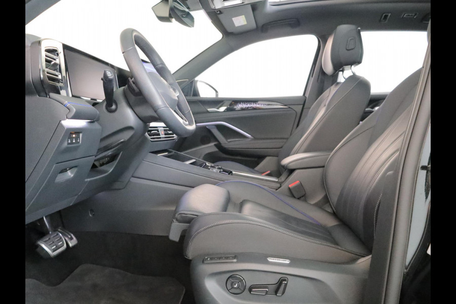 Volkswagen Tiguan 1.5 eHybrid R-Line Edition | Private lease vanaf €907 | 272 pk Automaat (DSG) | Verlengde garantie | Navigatie | Panoramadak | Trekhaak (wegklapbaar) | Parkeersensoren (Park assist) | Rondomzicht camera | Lederen bekleding | Stoelverwarming/ventilatie |