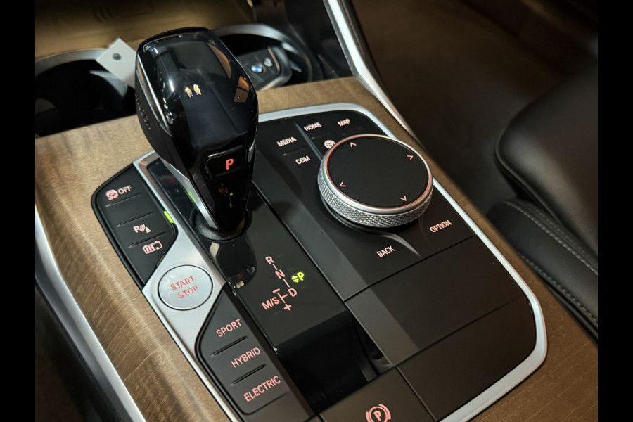 BMW 3-serie 330e M Sport 91%SOH|292 PK|Plug-in Hybrid|Harman/Kardon|Camera|Trekhaak|Leder|LED|Virtual Cockpit Garantie