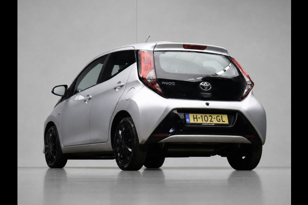 Toyota Aygo 1.0 VVT-i x-play (APPLE CARPLAY,NAVI,LED,CRUISE,SPORTSTOELEN,LM VELGEN,NETTESTAAT)