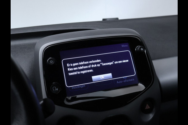 Toyota Aygo 1.0 VVT-i x-play (APPLE CARPLAY,NAVI,LED,CRUISE,SPORTSTOELEN,LM VELGEN,NETTESTAAT)