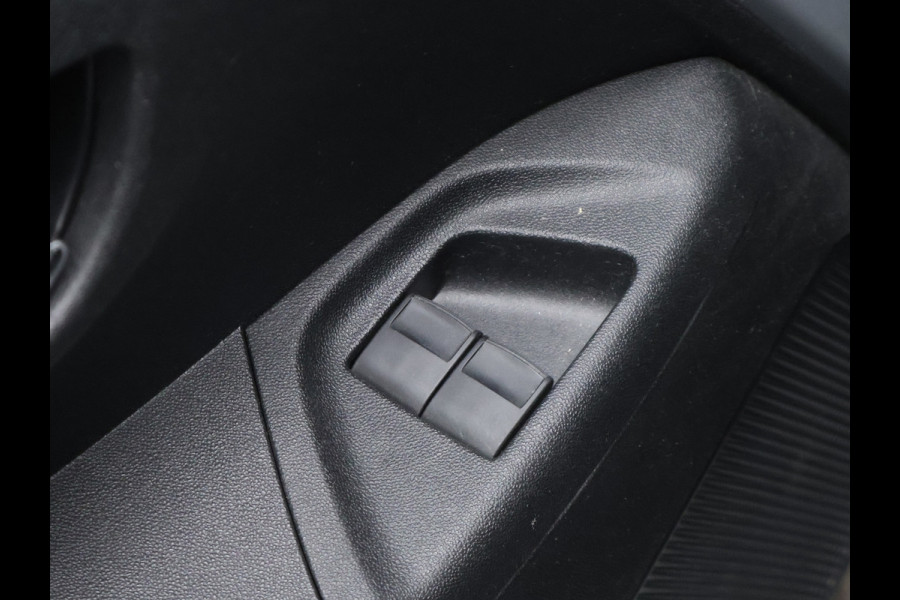 Toyota Aygo 1.0 VVT-i x-play (APPLE CARPLAY,NAVI,LED,CRUISE,SPORTSTOELEN,LM VELGEN,NETTESTAAT)
