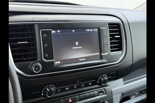 Opel Vivaro 2.0CDTI 145PK L3H1 3-Persoons Trekhaak 360°Camera Airco Navi Apple Carplay Android Auto Bluetooth Regen-Lichtsensor Cruise Control Betonplex Vloer Lat om lat betimmering Schuifdeur 2.500KG Trekgewicht Origineel Nederlandse Auto