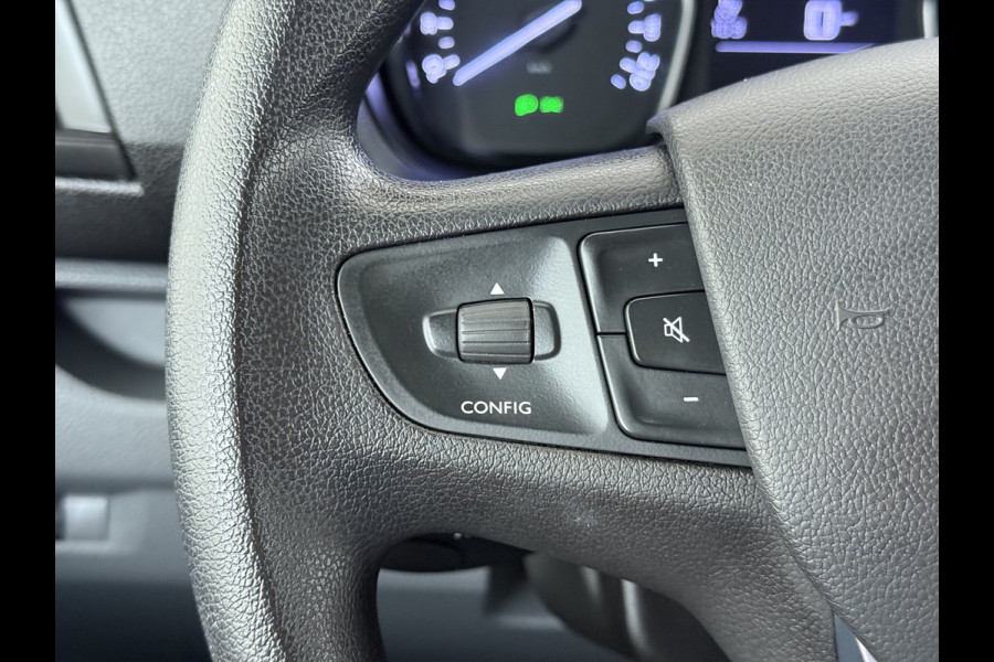 Opel Vivaro 2.0CDTI 145PK L3H1 3-Persoons Trekhaak 360°Camera Airco Navi Apple Carplay Android Auto Bluetooth Regen-Lichtsensor Cruise Control Betonplex Vloer Lat om lat betimmering Schuifdeur 2.500KG Trekgewicht Origineel Nederlandse Auto
