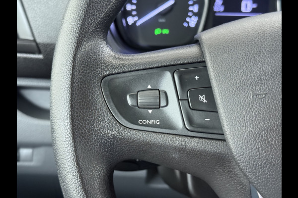 Opel Vivaro 2.0CDTI 145PK L3H1 3-Persoons Trekhaak 360°Camera Airco Navi Apple Carplay Android Auto Bluetooth Regen-Lichtsensor Cruise Control Betonplex Vloer Lat om lat betimmering Schuifdeur 2.500KG Trekgewicht Origineel Nederlandse Auto
