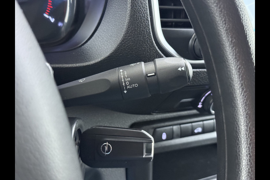 Opel Vivaro 2.0CDTI 145PK L3H1 3-Persoons Trekhaak 360°Camera Airco Navi Apple Carplay Android Auto Bluetooth Regen-Lichtsensor Cruise Control Betonplex Vloer Lat om lat betimmering Schuifdeur 2.500KG Trekgewicht Origineel Nederlandse Auto