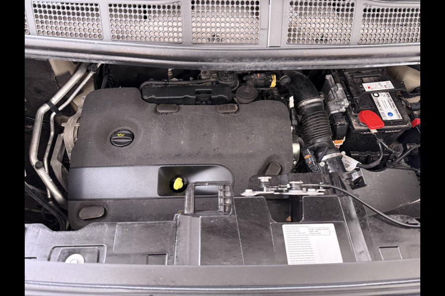 Opel Vivaro 2.0CDTI 145PK L3H1 3-Persoons Trekhaak 360°Camera Airco Navi Apple Carplay Android Auto Bluetooth Regen-Lichtsensor Cruise Control Betonplex Vloer Lat om lat betimmering Schuifdeur 2.500KG Trekgewicht Origineel Nederlandse Auto