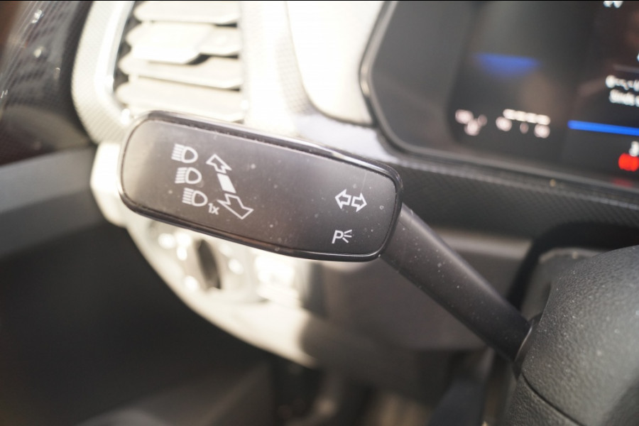 Volkswagen T-Cross 1.0 TSI Life Edition -LED-DIGI-AIRCO-CRUISE-