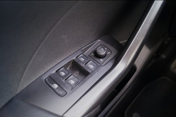 Volkswagen T-Cross 1.0 TSI Life Edition -LED-DIGI-AIRCO-CRUISE-