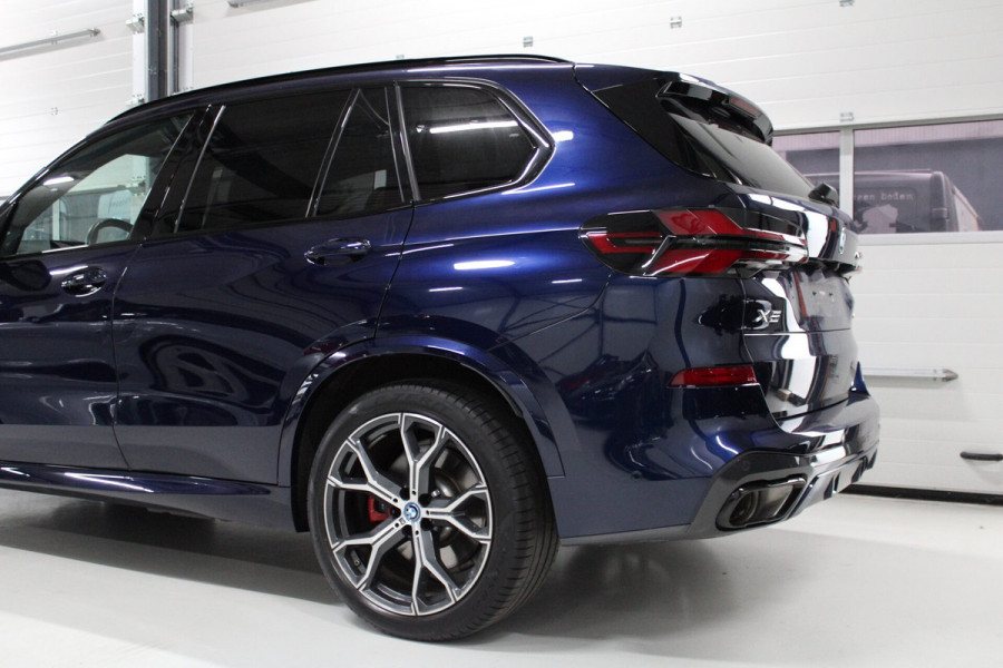 BMW X5 xDrive50e Launch Edition