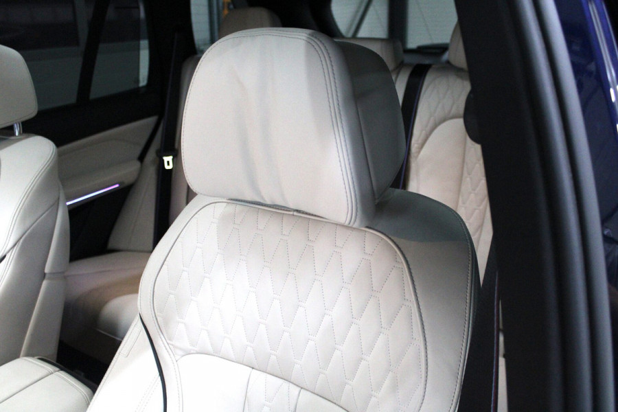 BMW X5 xDrive50e Launch Edition