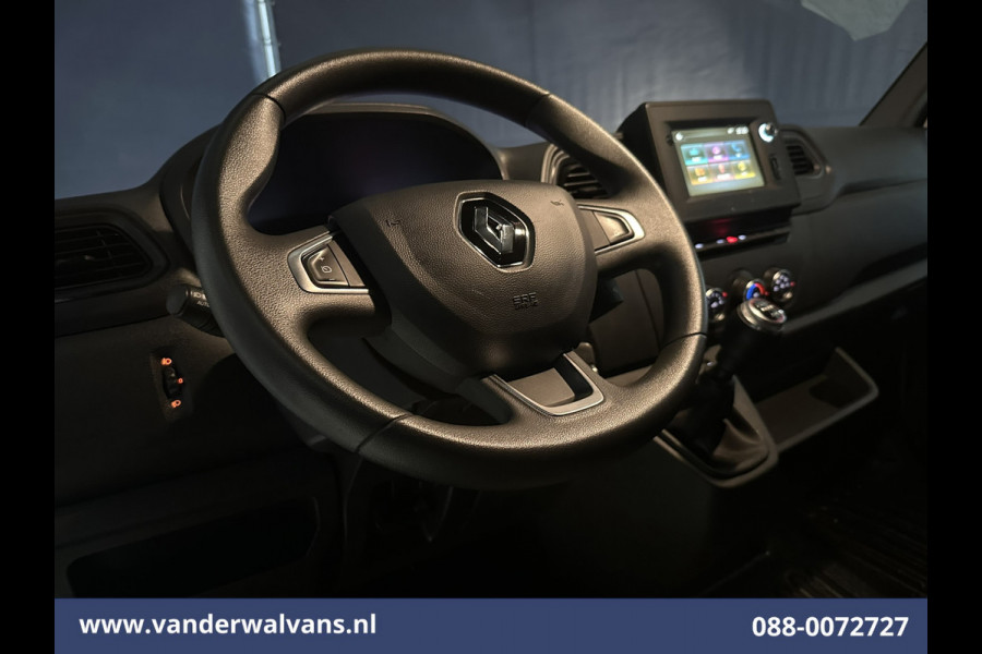 Renault Master 2.3 dCi 136pk L2H2 Euro6 Airco | Navigatie | Camera | Cruisecontrol | LED | 2500kg Trekhaak Parkeersensoren, Bijrijdersbank
