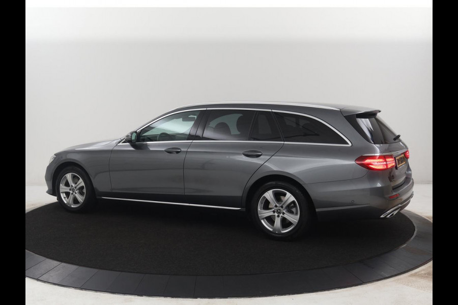 Mercedes-Benz E-Klasse Estate 200 d | Half Leder | Trekhaak | Camera | Adaptive cruise | Sfeerverlichting | Park assist | Navigatie | Full LED |