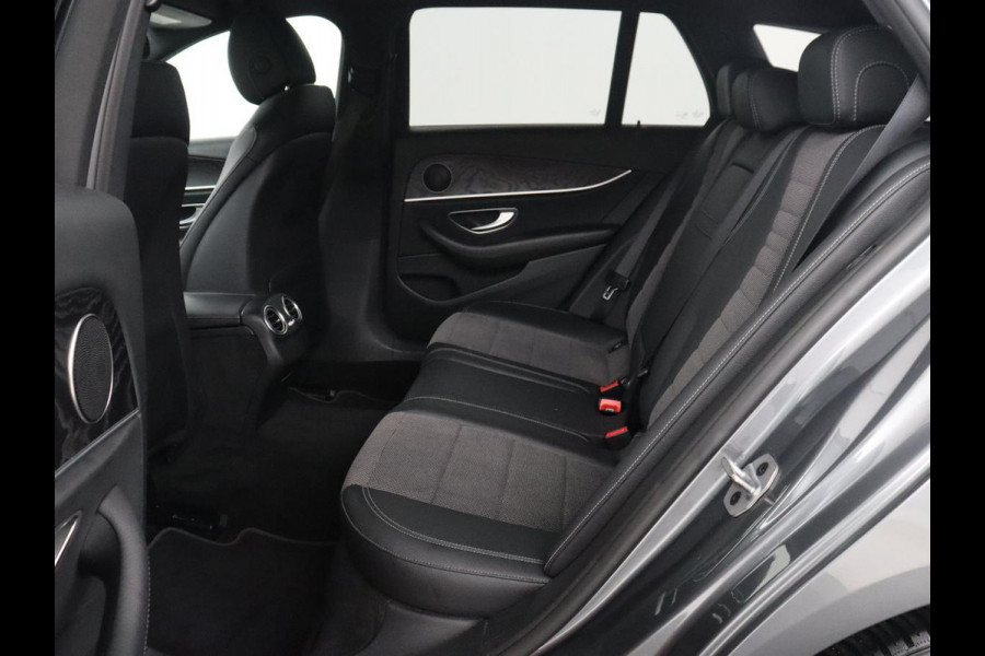 Mercedes-Benz E-Klasse Estate 200 d | Half Leder | Trekhaak | Camera | Adaptive cruise | Sfeerverlichting | Park assist | Navigatie | Full LED |