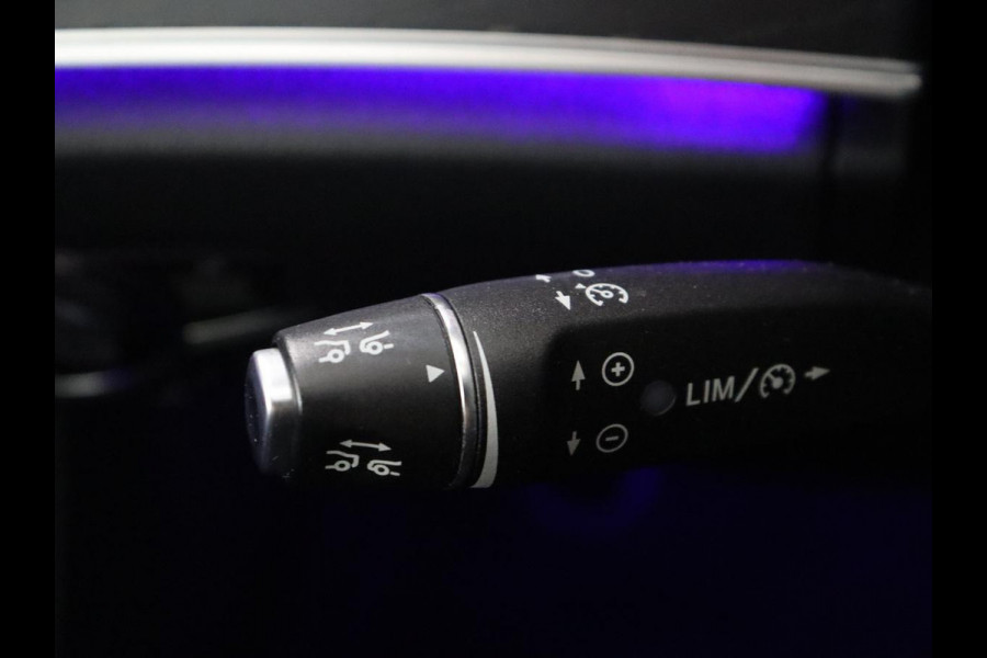 Mercedes-Benz E-Klasse Estate 200 d | Half Leder | Trekhaak | Camera | Adaptive cruise | Sfeerverlichting | Park assist | Navigatie | Full LED |