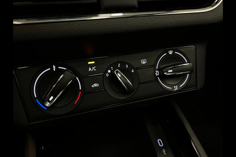 Škoda Kamiq 1.0 TSI Monte Carlo / Pano / CarPlay / ACC / Camera