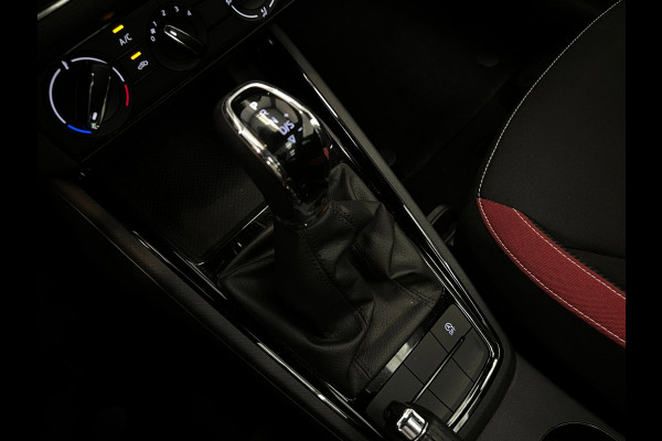 Škoda Kamiq 1.0 TSI Monte Carlo / Pano / CarPlay / ACC / Camera