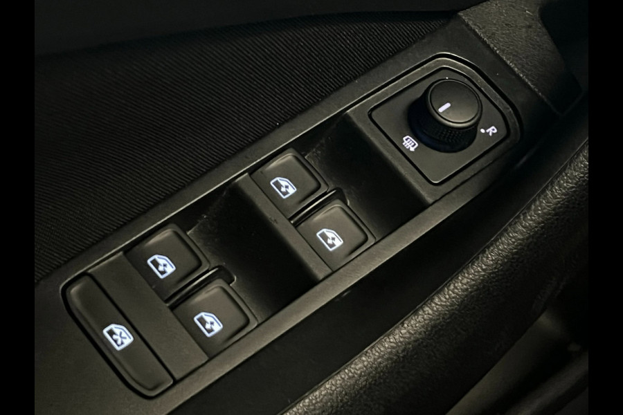 Škoda Kamiq 1.0 TSI Monte Carlo / Pano / CarPlay / ACC / Camera