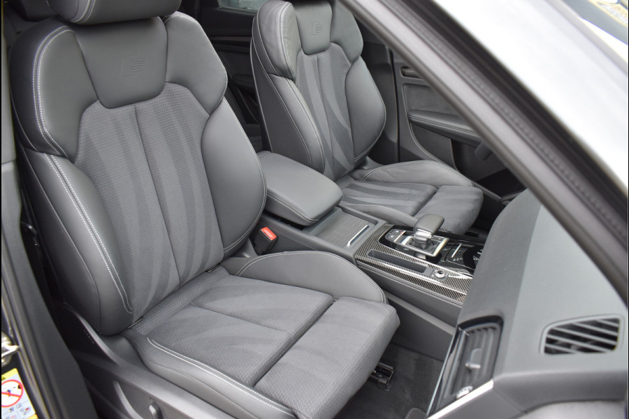 Audi Q5 50 TFSI e S-Line 299 Pk Competition Pano Lucht Carbon Keyless Trekhaak Oled Matrix 21 Inch