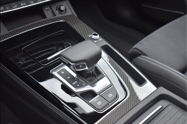 Audi Q5 50 TFSI e S-Line 299 Pk Competition Pano Lucht Carbon Keyless Trekhaak Oled Matrix 21 Inch