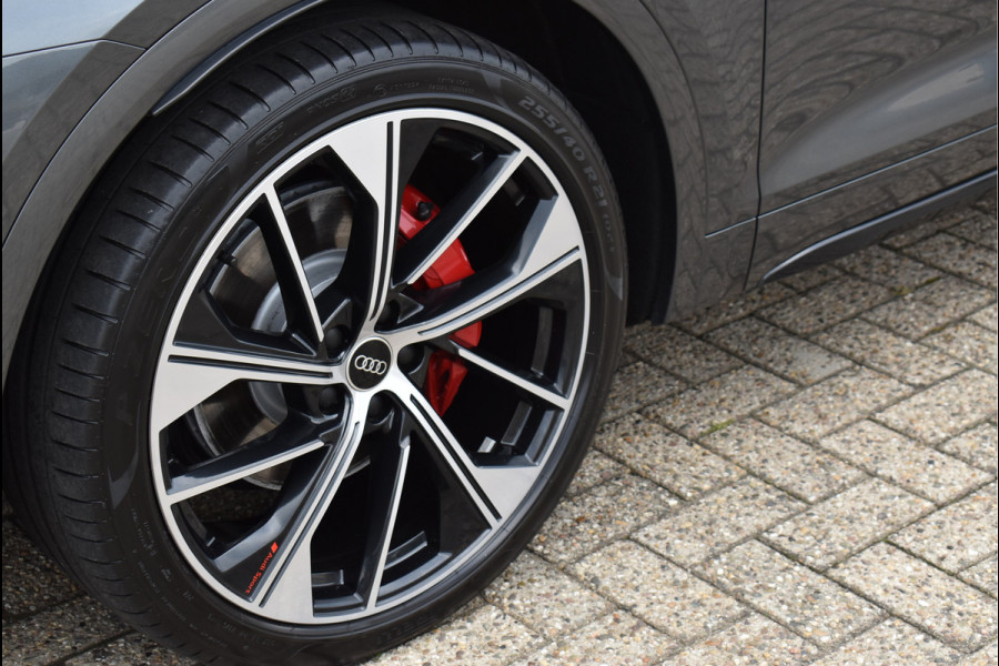 Audi Q5 50 TFSI e S-Line 299 Pk Competition Pano Lucht Carbon Keyless Trekhaak Oled Matrix 21 Inch