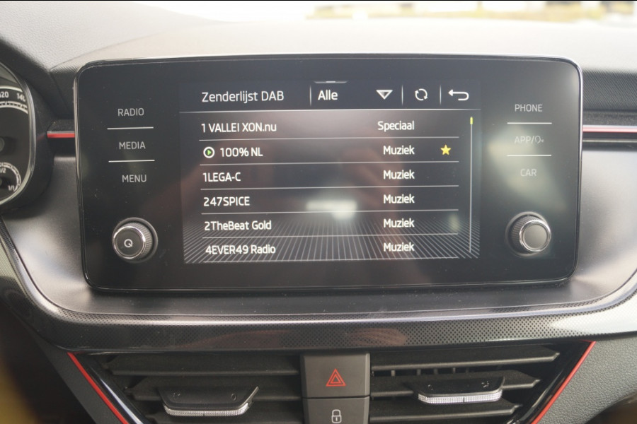 Škoda SCALA 1.0 TSI 110pk Sport Business -NAVI-ECC-PDC-LED-
