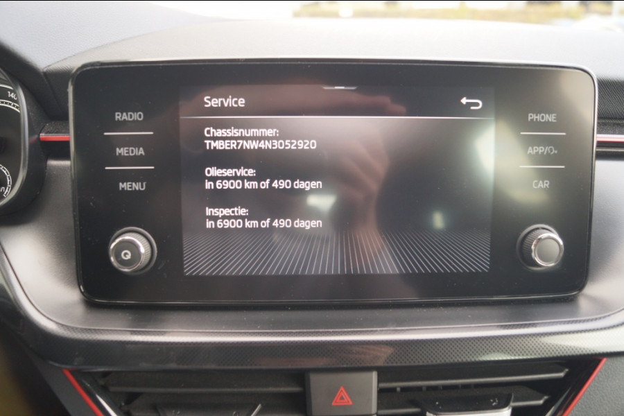 Škoda SCALA 1.0 TSI 110pk Sport Business -NAVI-ECC-PDC-LED-