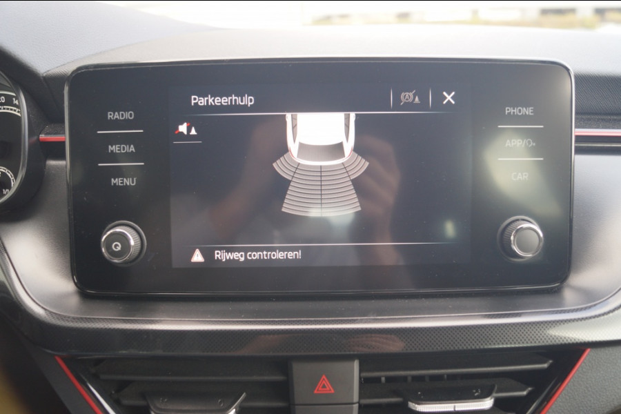 Škoda SCALA 1.0 TSI 110pk Sport Business -NAVI-ECC-PDC-LED-