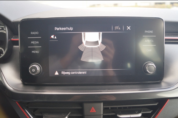 Škoda SCALA 1.0 TSI 110pk Sport Business -NAVI-ECC-PDC-LED-