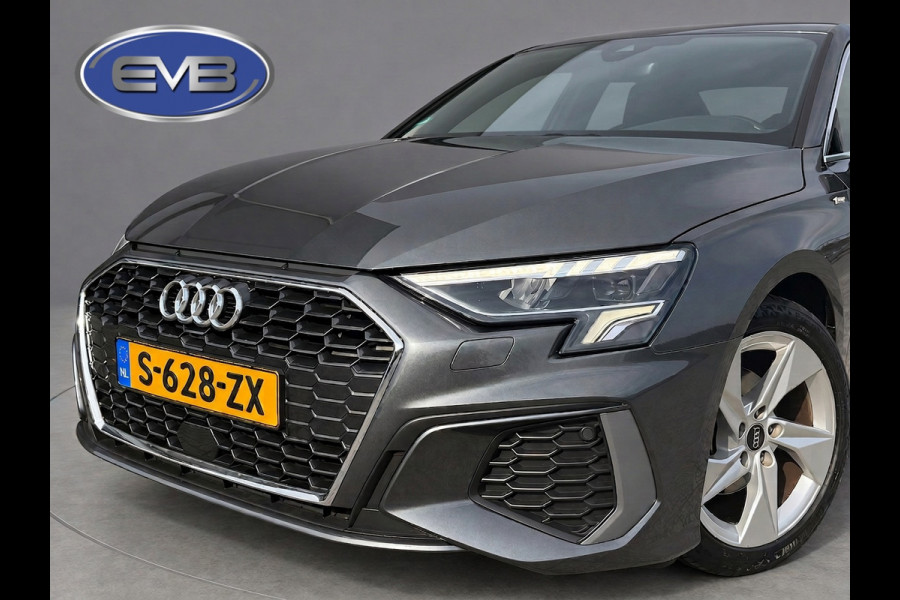 Audi A3 Limousine 30 TFSI automaat S edition, 2 X S-LINE, digitaal cockpit,1 e eigenaar, NL auto met nap