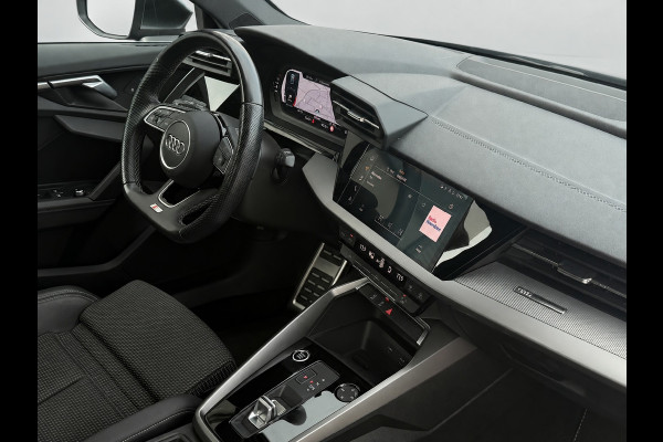 Audi A3 Limousine 30 TFSI automaat S edition, 2 X S-LINE, digitaal cockpit,1 e eigenaar, NL auto met nap