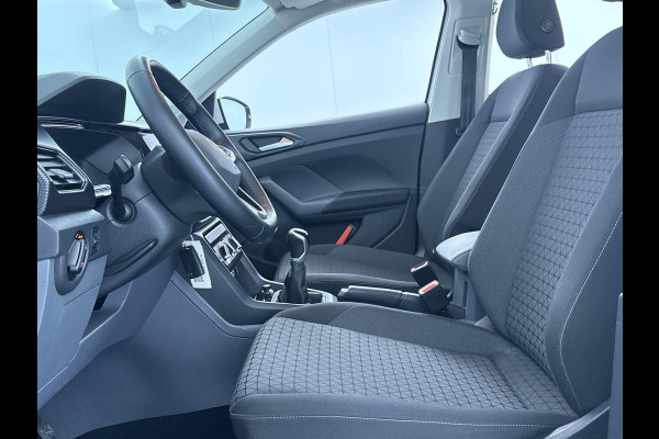 Volkswagen T-Cross 1.0 TSI Life 95 pk | Navigatie | Trekhaak | Parkeersensoren | Adaptieve cruise control | Apple Carplay/Android Auto |