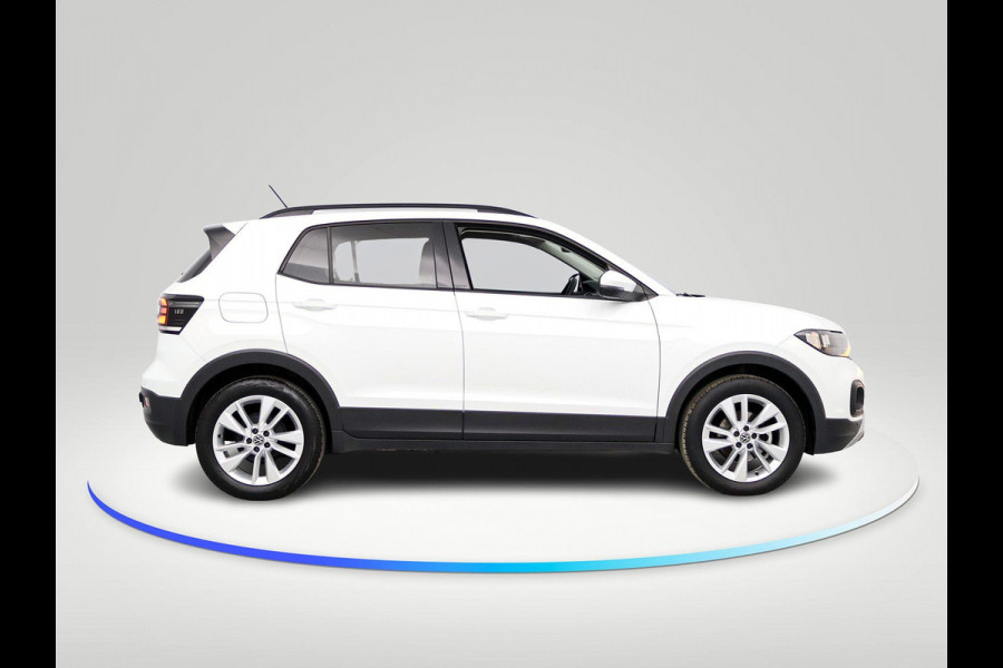 Volkswagen T-Cross 1.0 TSI Life 95 pk | Navigatie | Trekhaak | Parkeersensoren | Adaptieve cruise control | Apple Carplay/Android Auto |
