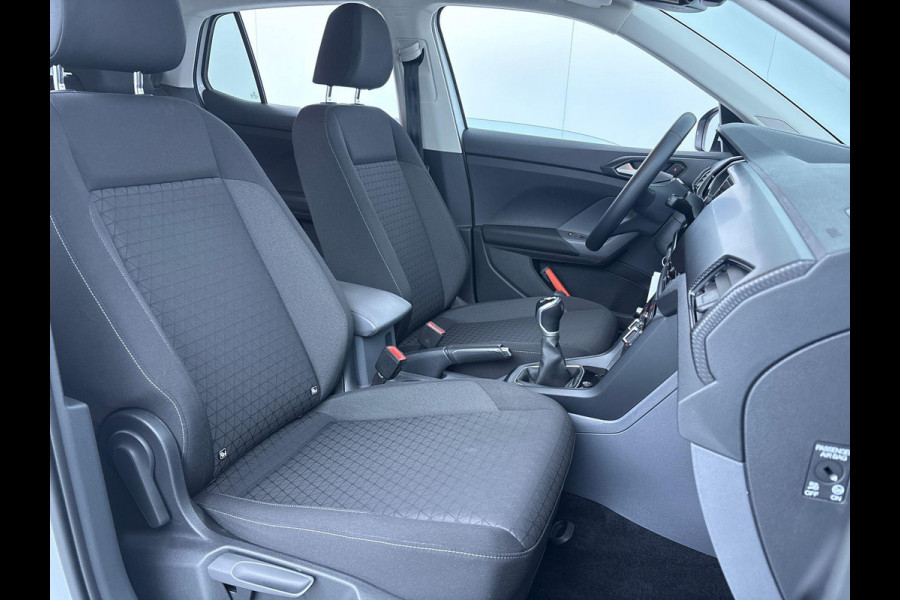 Volkswagen T-Cross 1.0 TSI Life 95 pk | Navigatie | Trekhaak | Parkeersensoren | Adaptieve cruise control | Apple Carplay/Android Auto |
