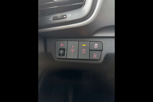 Kia Stonic 1.0 T-GDi MHEV DynamicLine LMV, Carplay, Cruise, PDC, Camera