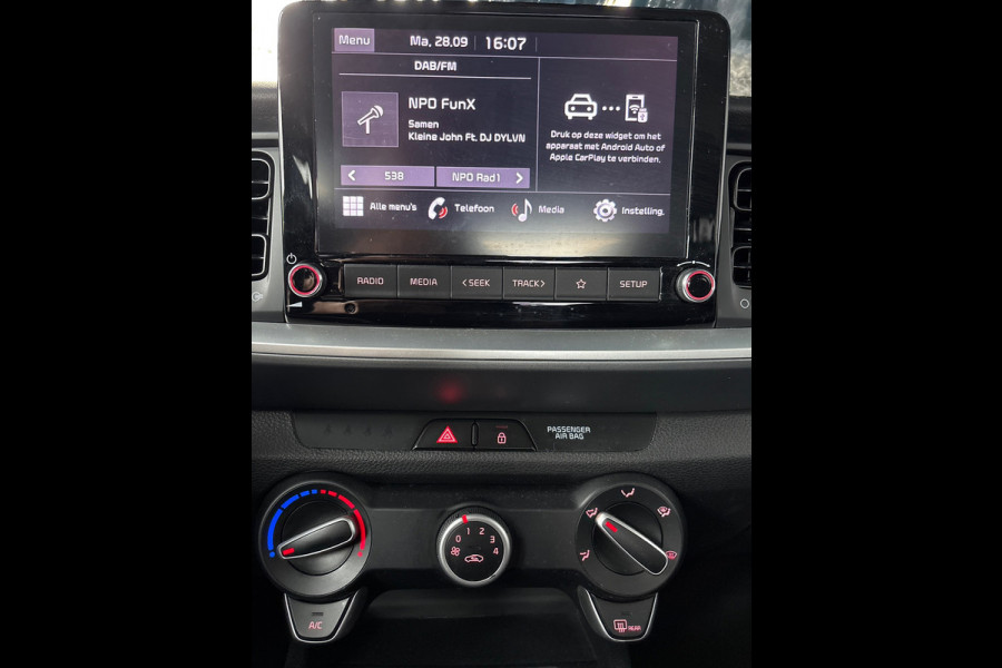 Kia Stonic 1.0 T-GDi MHEV DynamicLine LMV, Carplay, Cruise, PDC, Camera