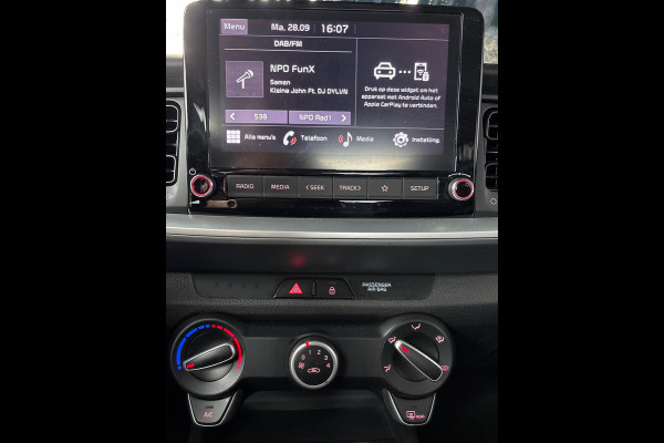 Kia Stonic 1.0 T-GDi MHEV DynamicLine LMV, Carplay, Cruise, PDC, Camera