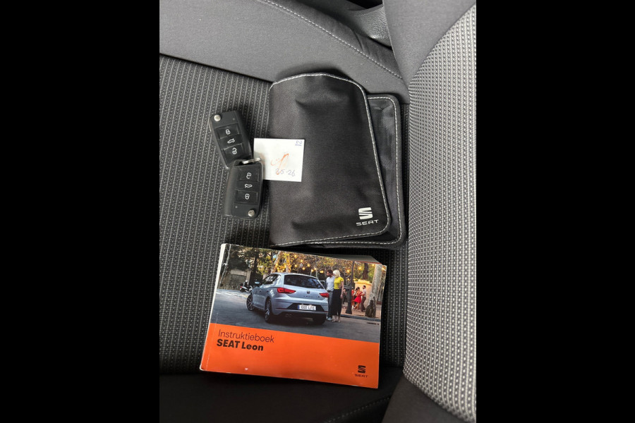 Seat Leon ST 1.0 EcoTSI Style Business Intense Carplay, Clima, Park Pilot