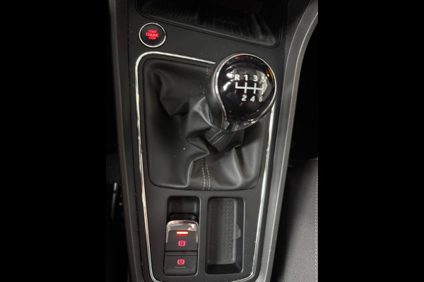 Seat Leon ST 1.0 EcoTSI Style Business Intense Carplay, Clima, Park Pilot