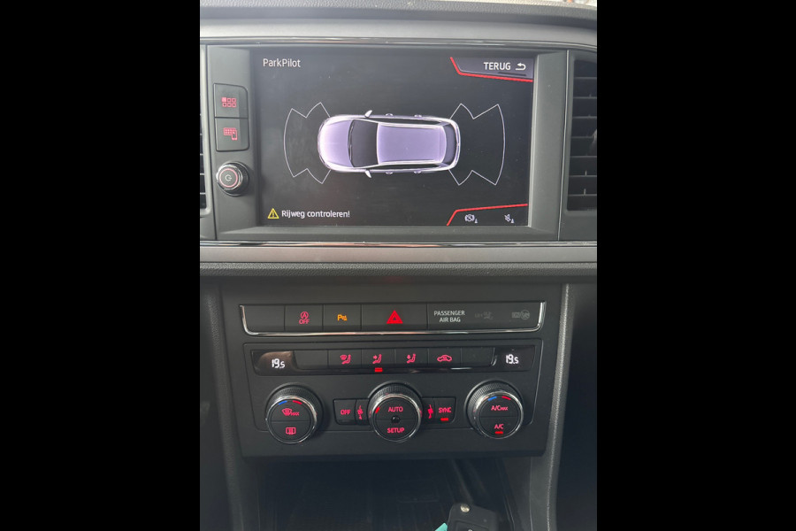 Seat Leon ST 1.0 EcoTSI Style Business Intense Carplay, Clima, Park Pilot