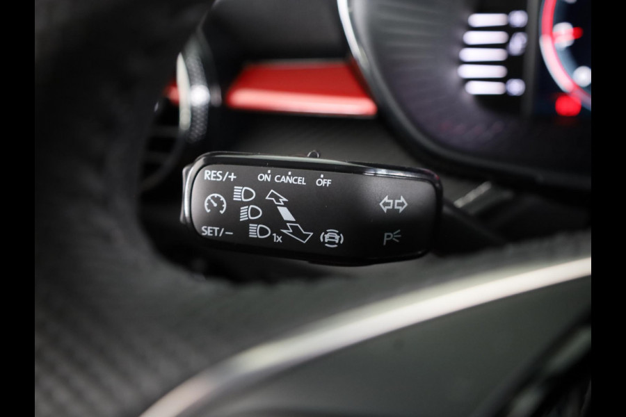 Škoda Fabia 1.0 TSI Monte Carlo 95pk | Stoelverwarming | Achteruitrijcamera | Apple Carplay | Cruise Control |