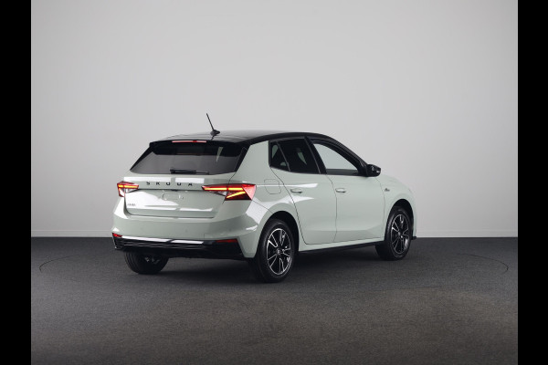 Škoda Fabia 1.0 TSI Monte Carlo 95pk | Achteruitrijcamera | Adaptive Cruise control | Verwarmbare Voorstoelen | Hill Start Assist