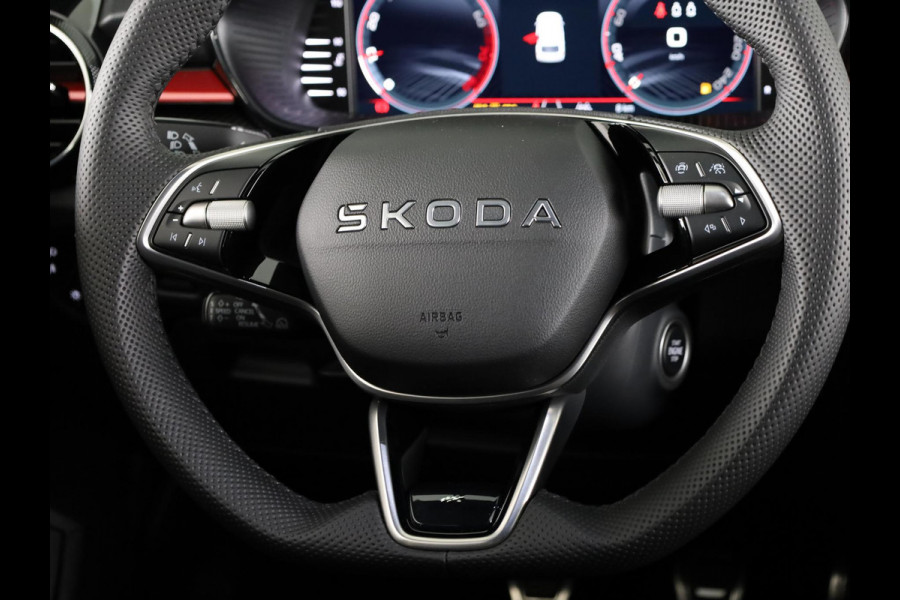 Škoda Fabia 1.0 TSI Monte Carlo 95pk | Achteruitrijcamera | Adaptive Cruise control | Verwarmbare Voorstoelen | Hill Start Assist