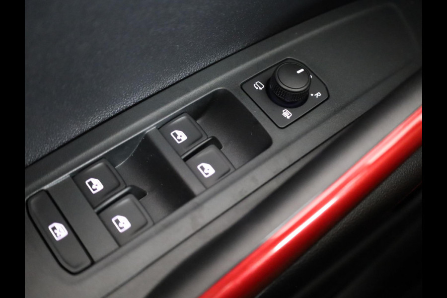 Škoda Fabia 1.0 TSI Monte Carlo 95pk | Achteruitrijcamera | Adaptive Cruise control | Verwarmbare Voorstoelen | Hill Start Assist
