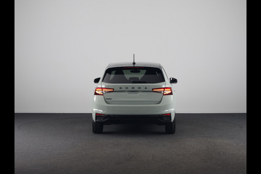 Škoda Fabia 1.0 TSI Monte Carlo 95pk | Achteruitrijcamera | Adaptive Cruise control | Verwarmbare Voorstoelen | Hill Start Assist