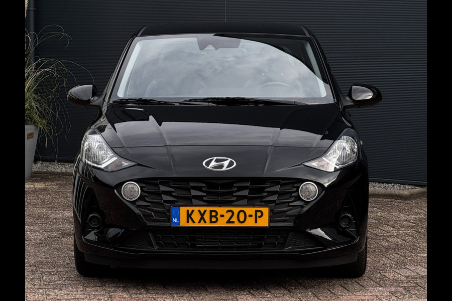 Hyundai i10 1.0 Premium | Camera | Stoelverwarming | Navigatie by App | Climate control | Cruise Control