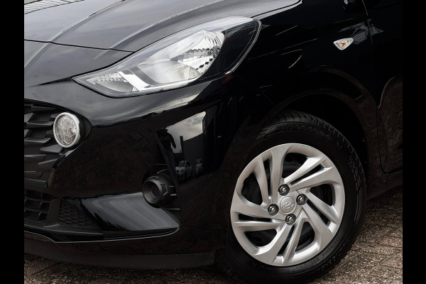 Hyundai i10 1.0 Premium | Camera | Stoelverwarming | Navigatie by App | Climate control | Cruise Control