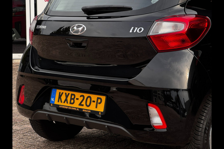Hyundai i10 1.0 Premium | Camera | Stoelverwarming | Navigatie by App | Climate control | Cruise Control
