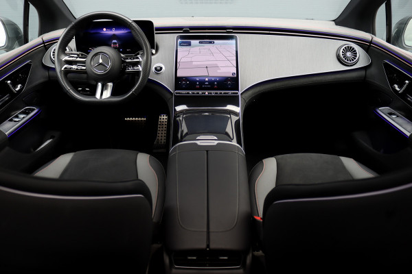 Mercedes-Benz EQE 300 AMG Line 90 kWh | Luchtvering | Distronic | Panoramadak | Memory | Warmtepomp | Keyless Go | Camera | Dodehoekassistent |
