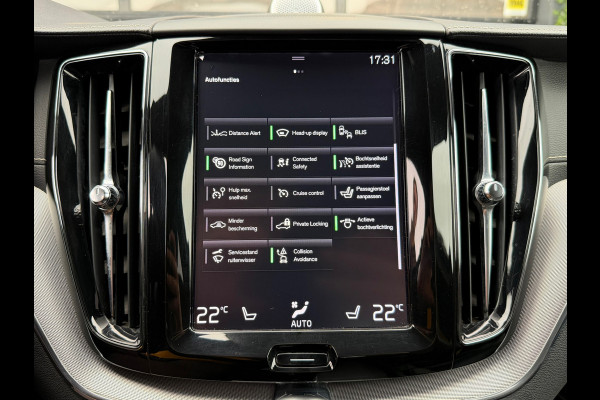 Volvo XC60 2.0 T8 Twin Engine AWD Polestar Engineered 405PK | Pano |Bowers&Wilkins Audio | Trekhaak | 1e Eig.