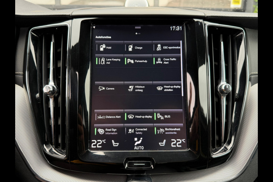 Volvo XC60 2.0 T8 Twin Engine AWD Polestar Engineered 405PK | Pano |Bowers&Wilkins Audio | Trekhaak | 1e Eig.